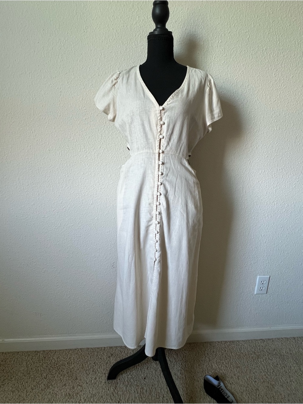 GAP Cream Button-Front Midi Dress with Short Sleeves